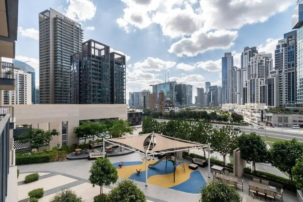 First Class 1Br Newly Designed Dubai Appartement